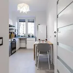 3 Comfort Capybara Free Parking By Citybeat Appartement Krakau